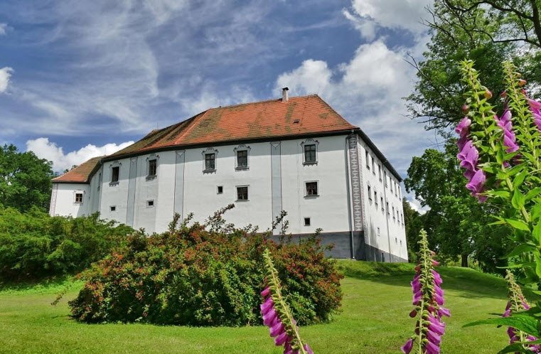 Zámek Chanovice, Chanovice, Czechia, Czech Republic (Czechia)